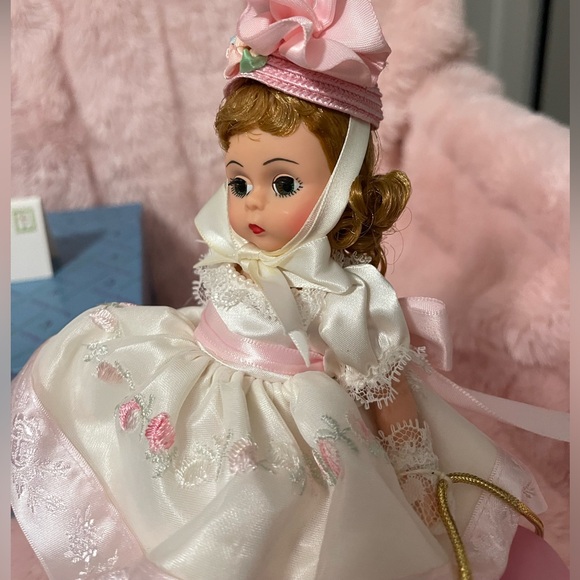 Vintage Madame Alexander Wendy Makes It Special Collectible Doll #31050 With Box - Picture 7 of 17